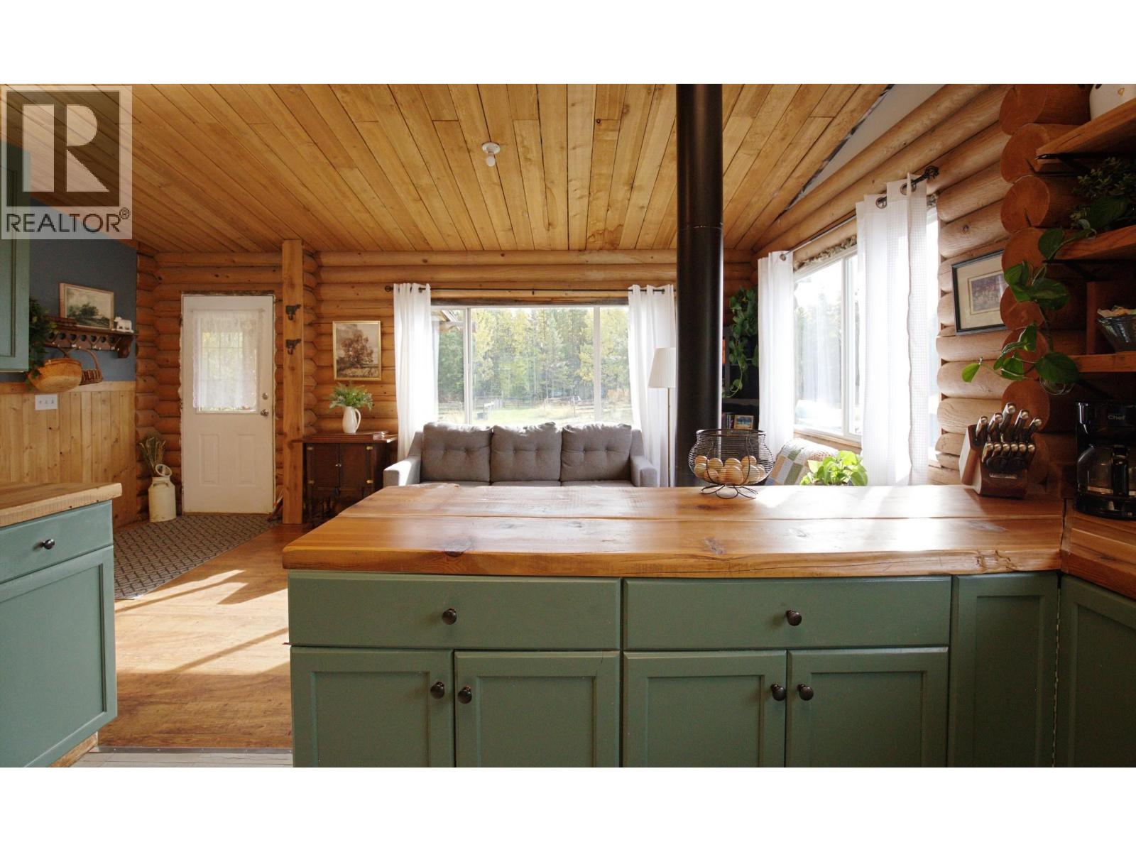 495 Jackpine Road Property Photo 12