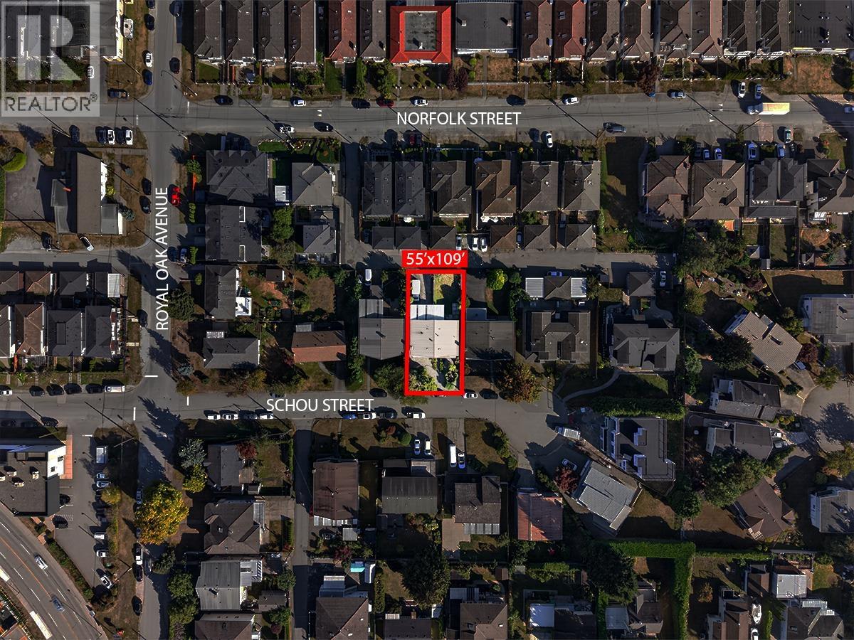 5275 Schou Street Property Photo 4