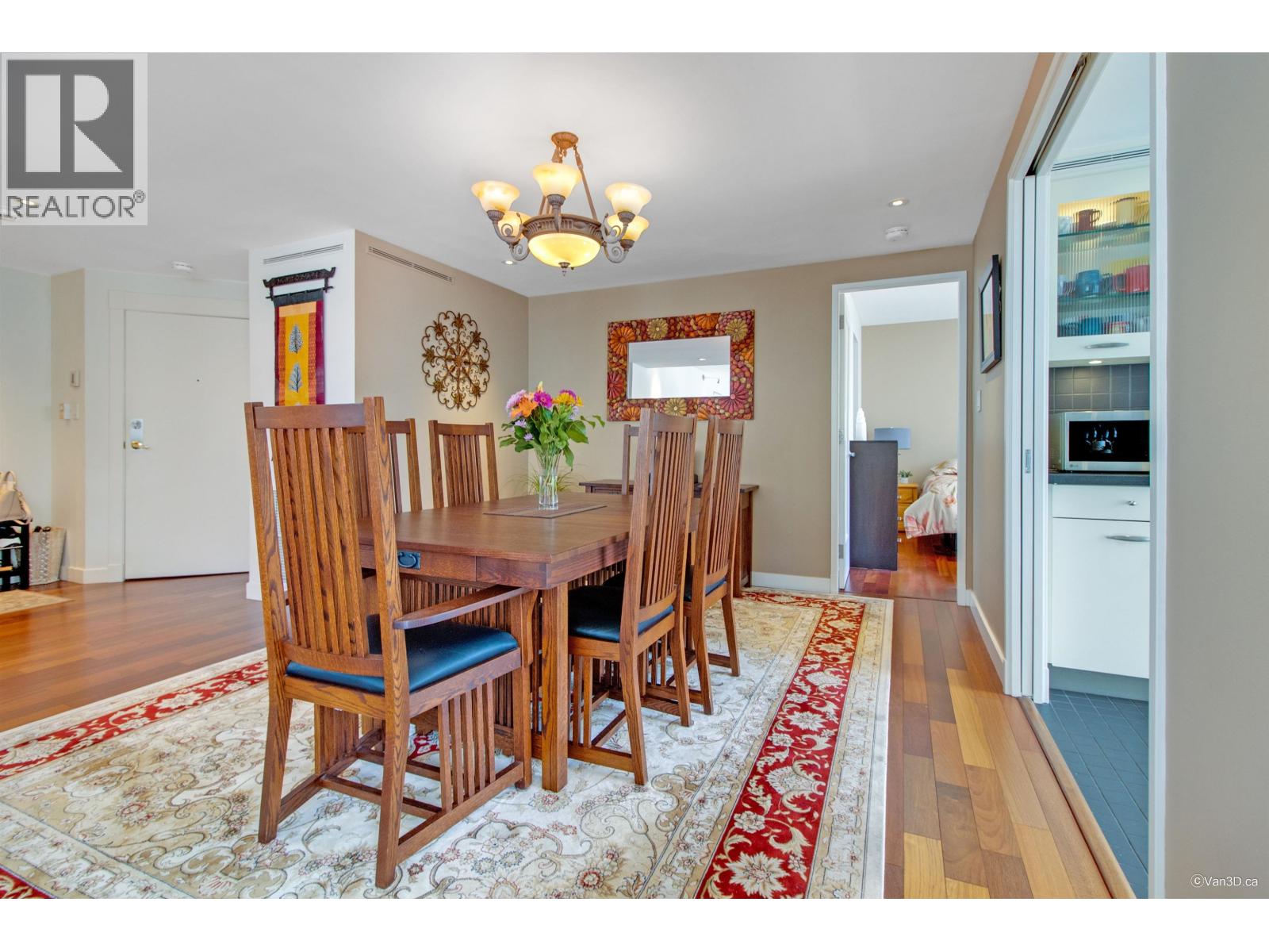 401 2628 Ash Street Property Photo 8