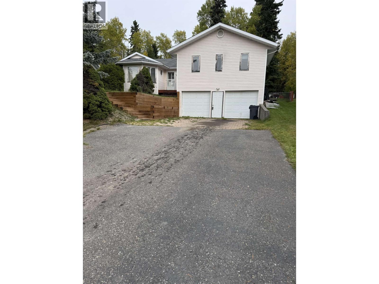 7788 Thompson Drive Property Photo 1