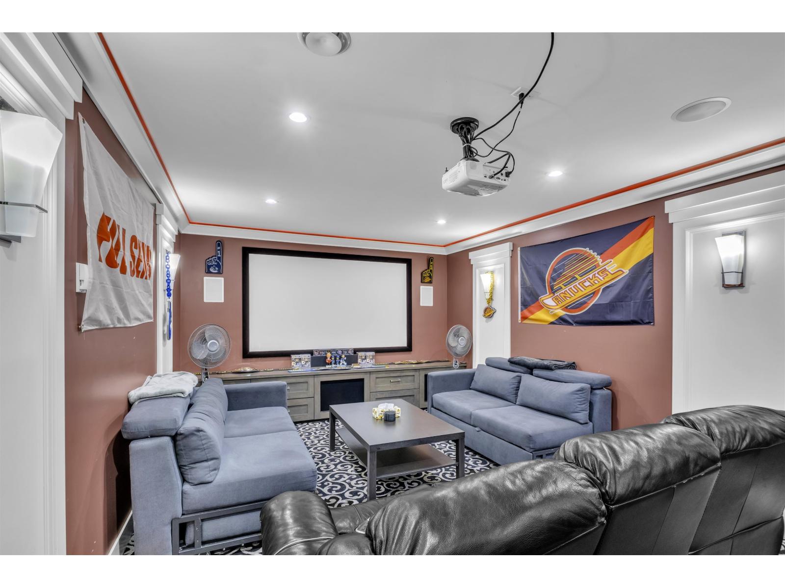 11899 74b Avenue Property Photo 16