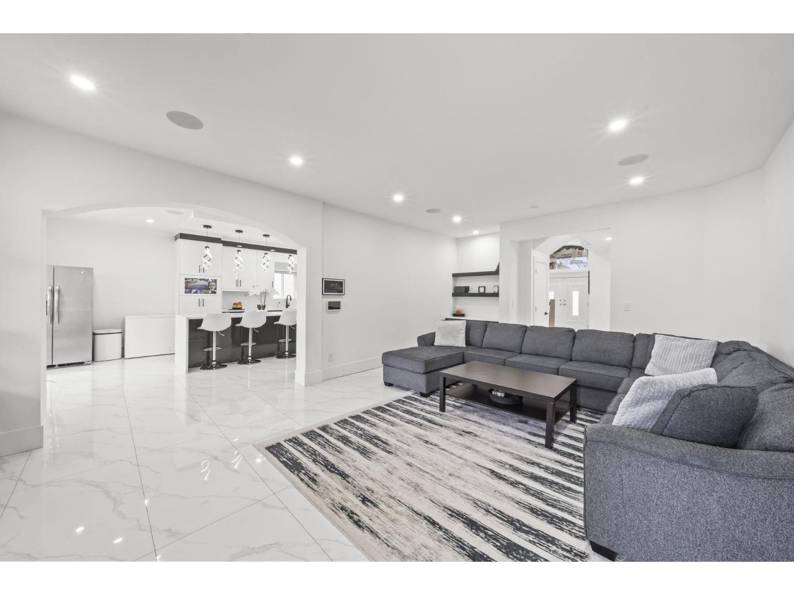 15079 67 Avenue Property Photo 11