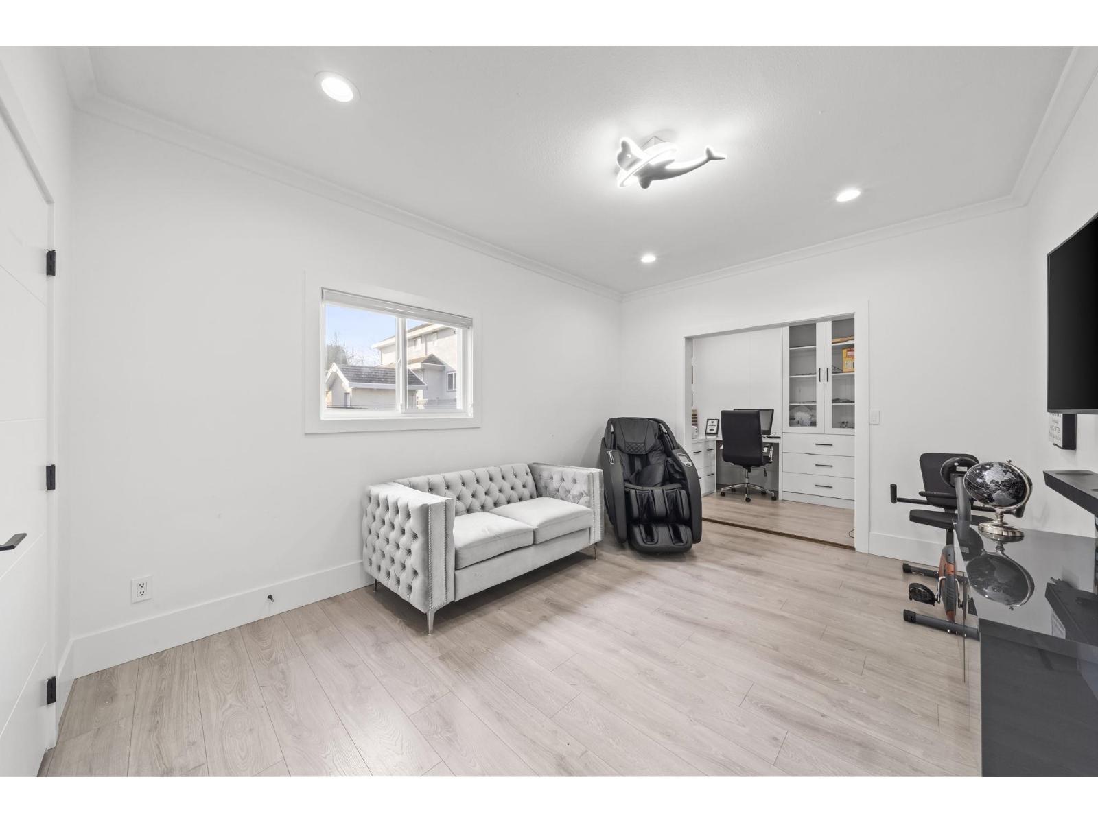 15079 67 Avenue Property Photo 13