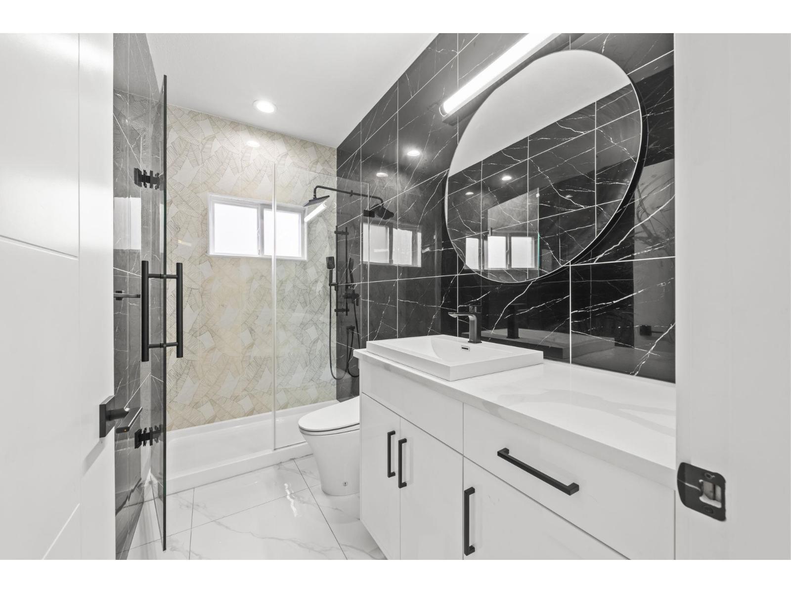 15079 67 Avenue Property Photo 15