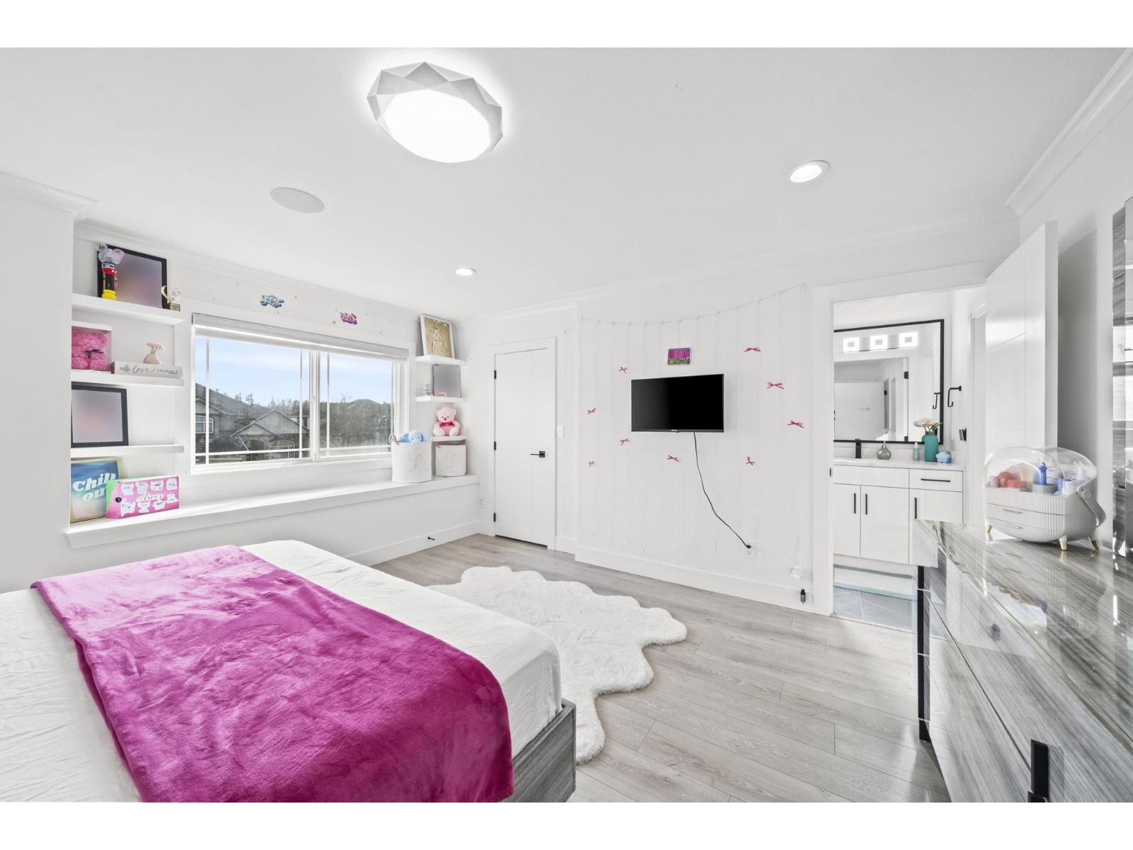 15079 67 Avenue Property Photo 24
