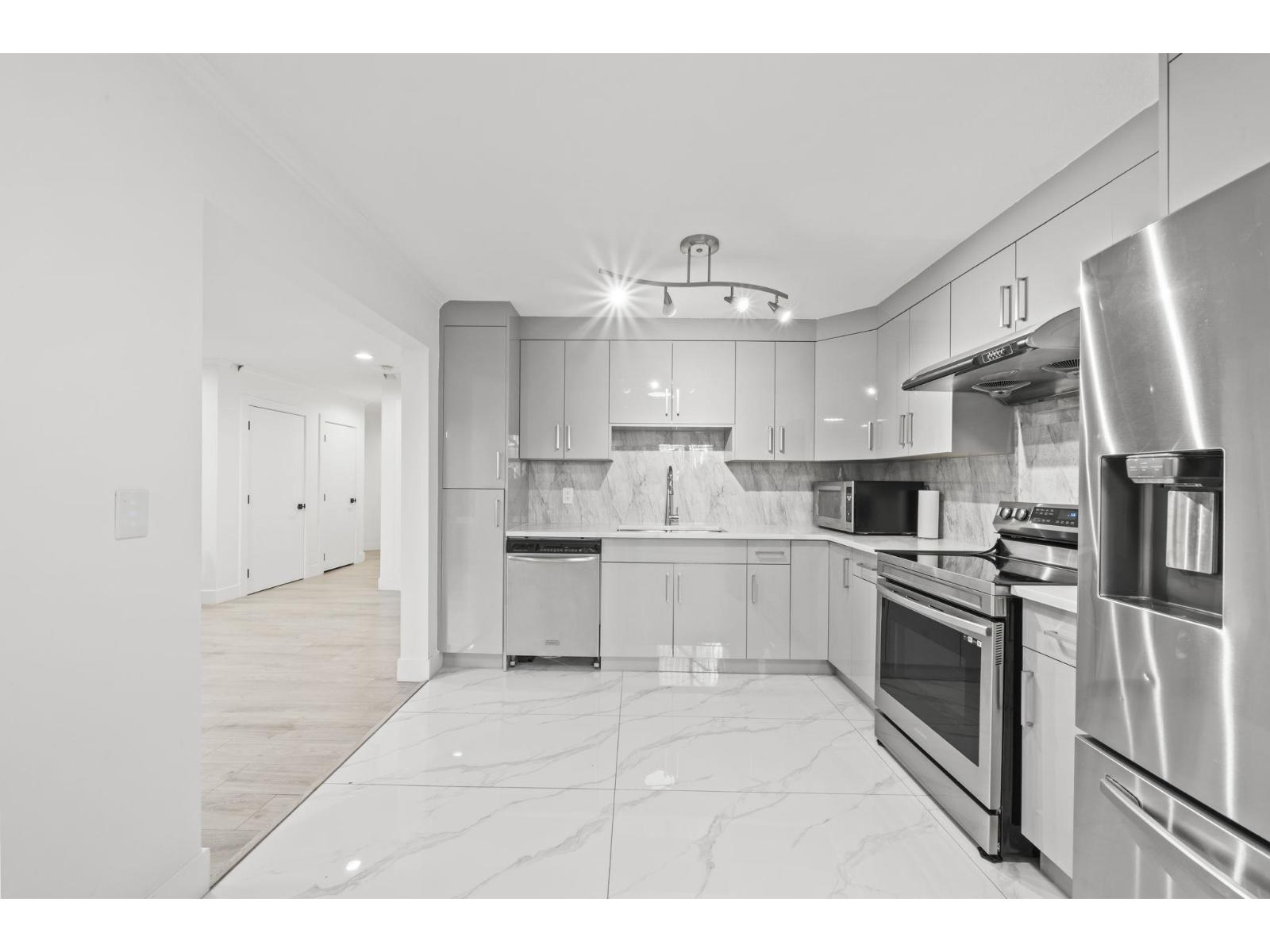 15079 67 Avenue Property Photo 33