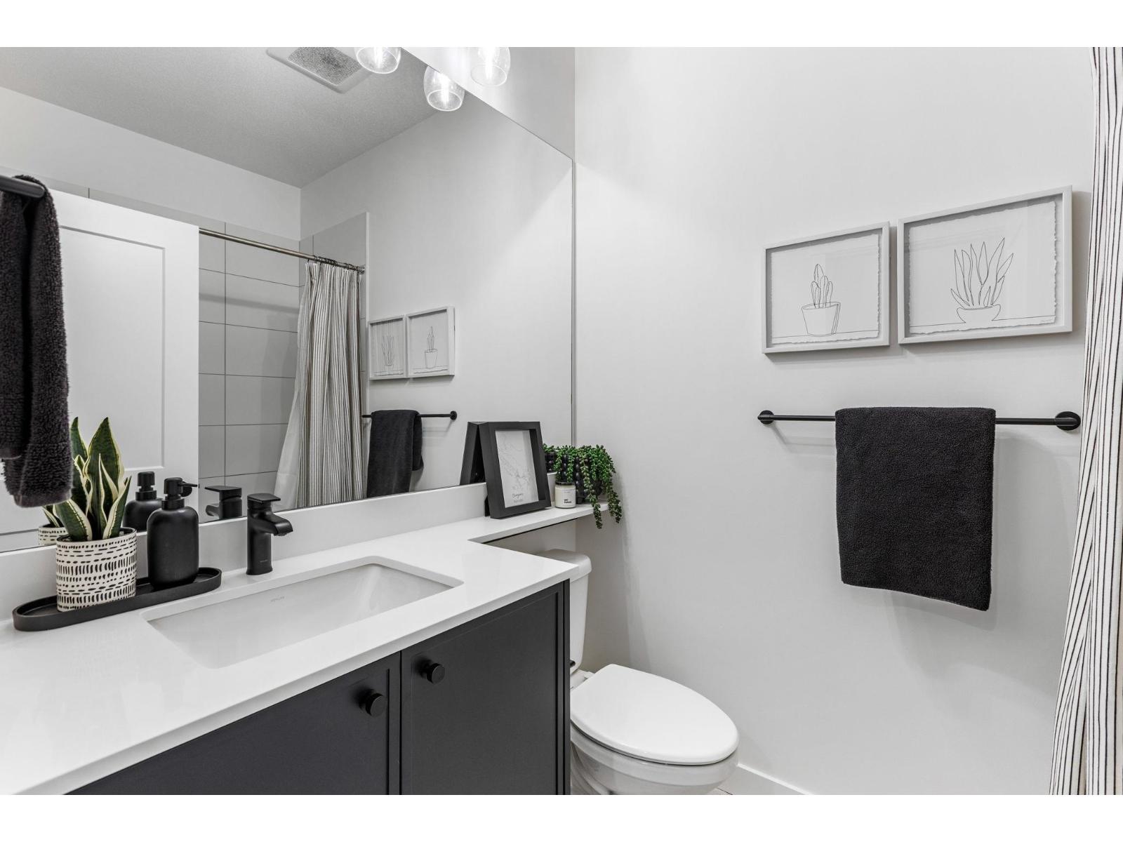 44 2886 Montrose Avenue Property Photo 27