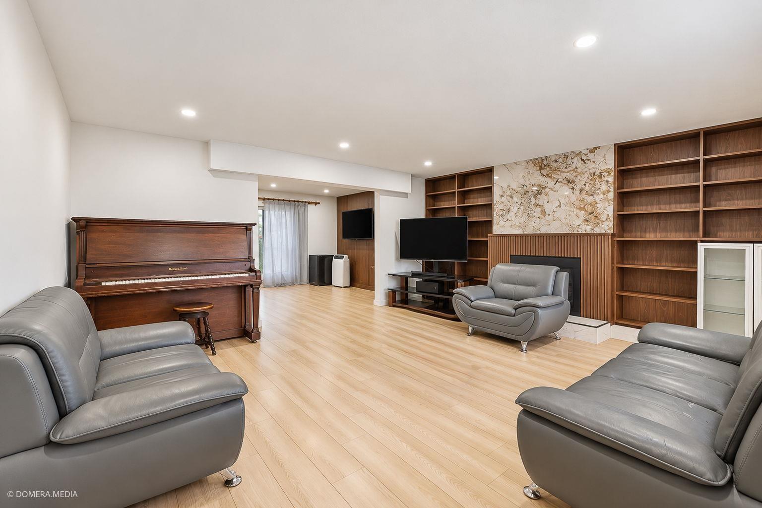 2129 BOWLER DRIVE Property Photo 1