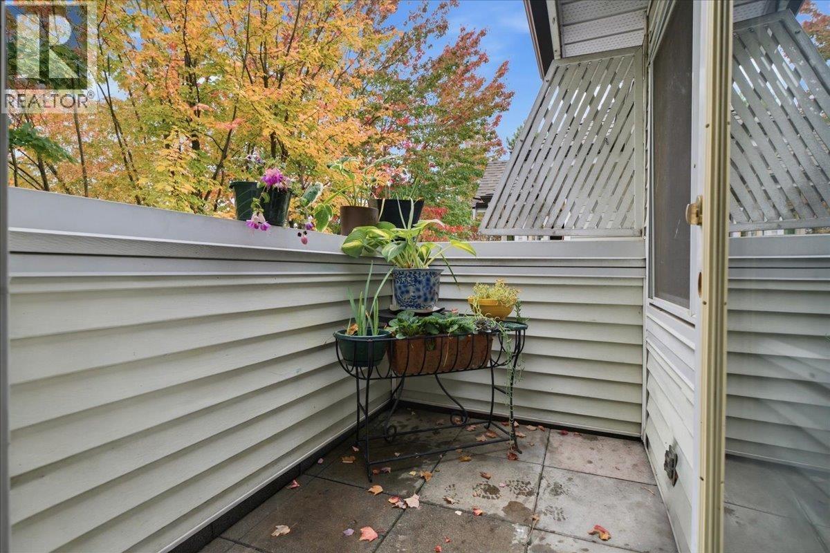 404 1723 Frances Street Property Photo 20
