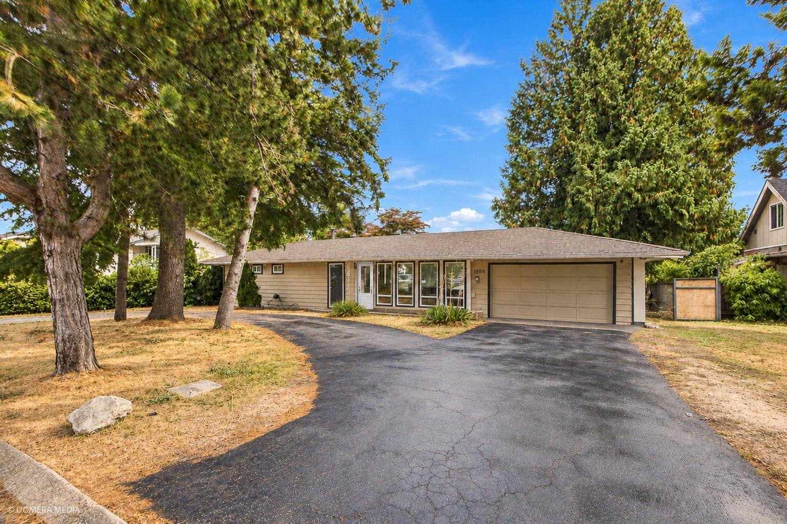 9084 Prince Charles Boulevard Property Photo 1