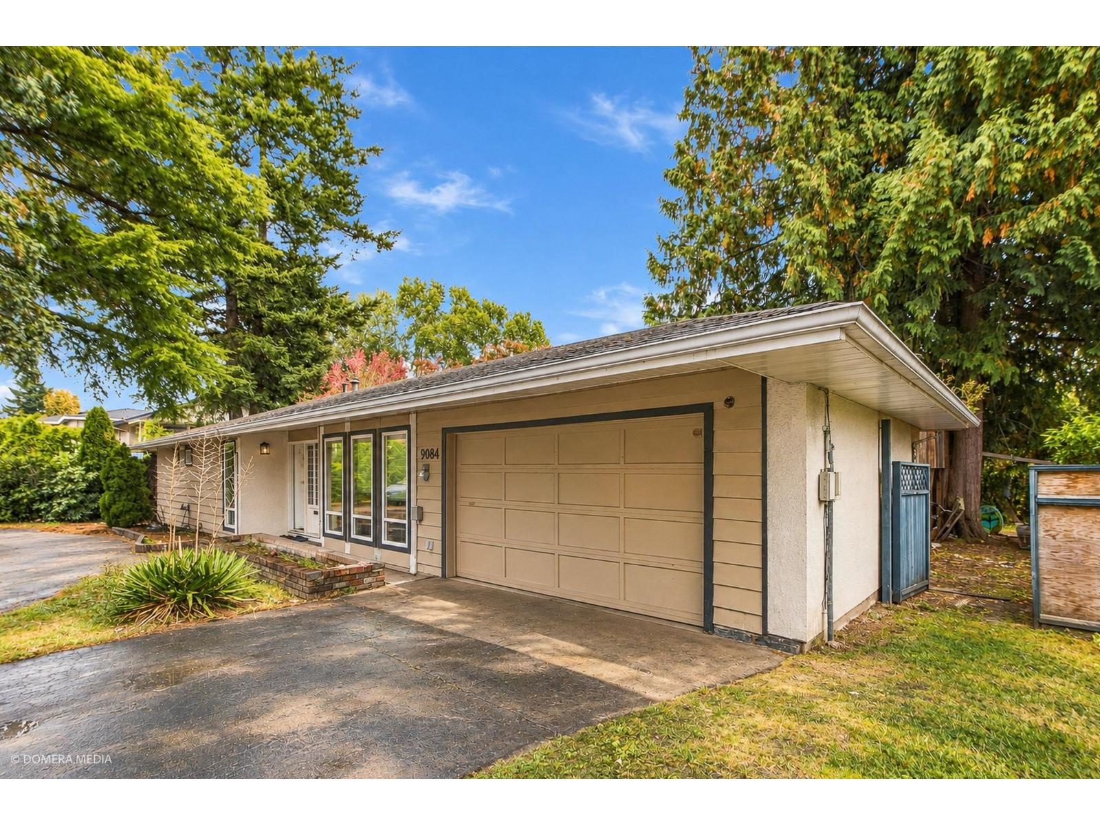 9084 Prince Charles Boulevard Property Photo 3