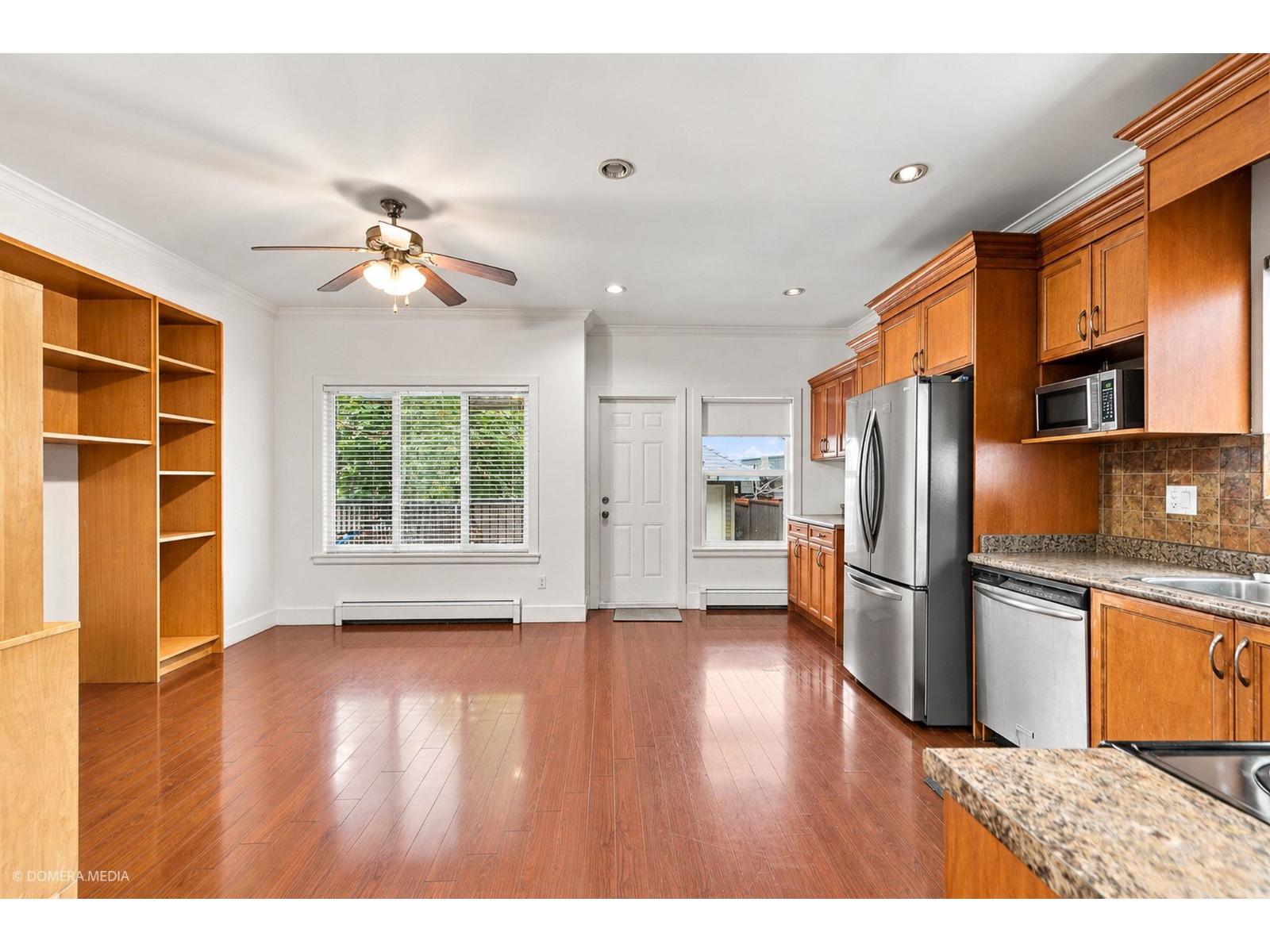 6911 144a Street Property Photo 10