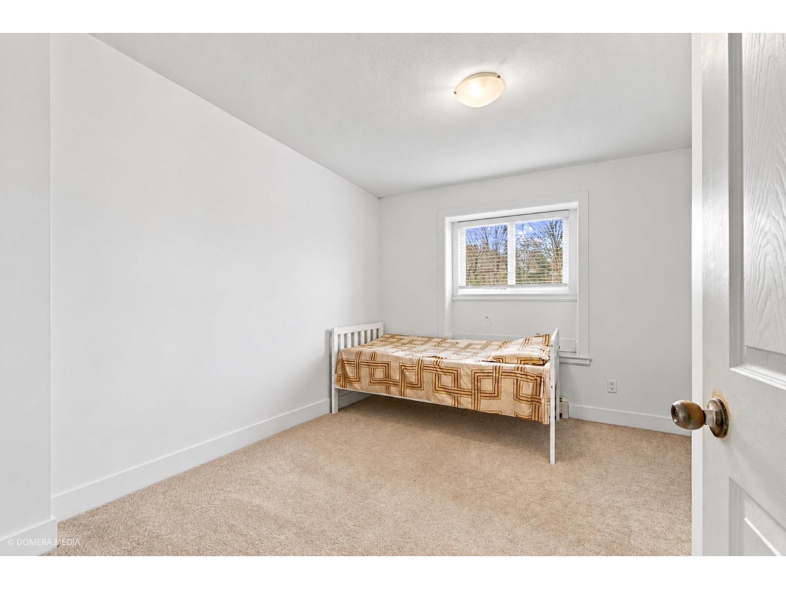 6911 144a Street Property Photo 15