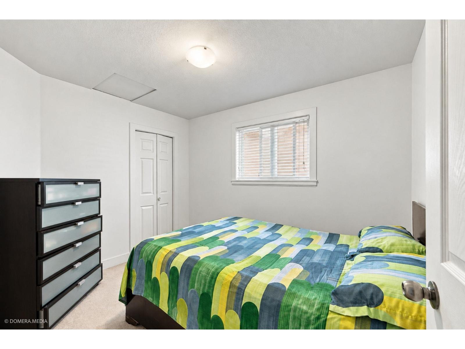 6911 144a Street Property Photo 16