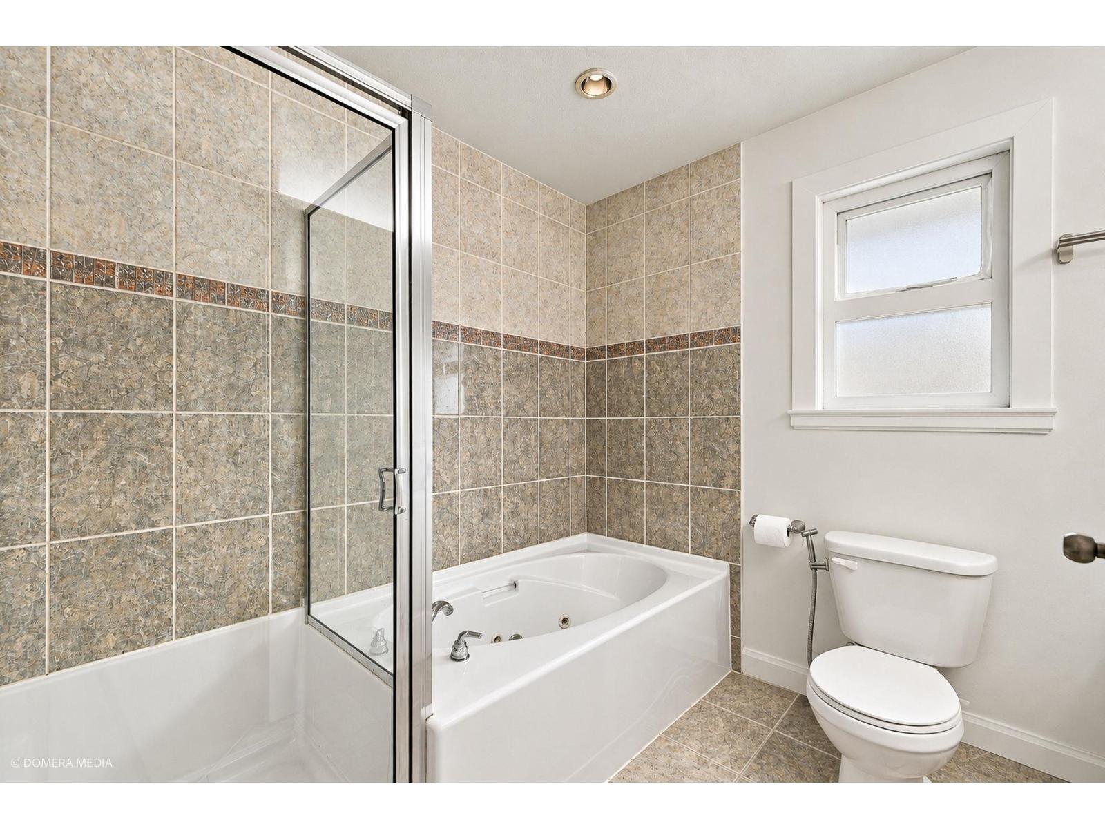 6911 144a Street Property Photo 20