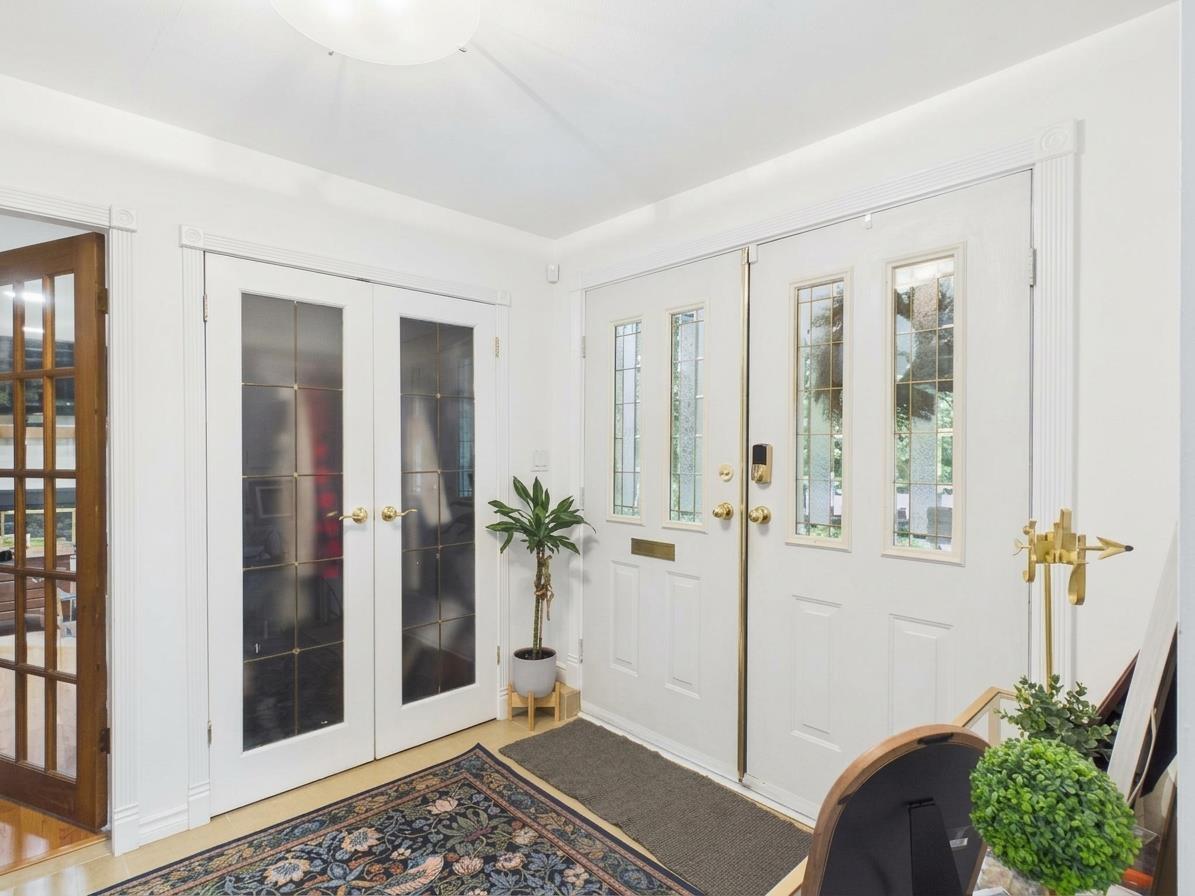 10662 Santa Monica Place Property Photo 2