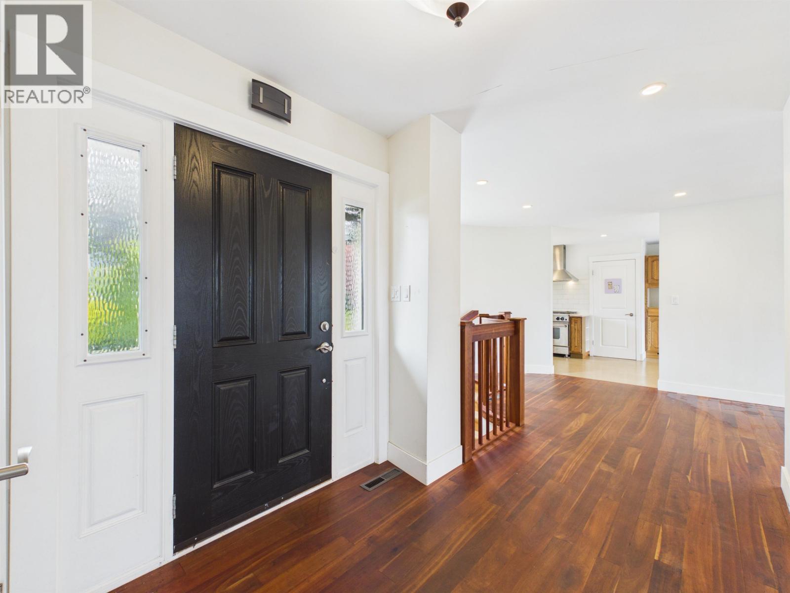 408 Allen Drive Property Photo 2