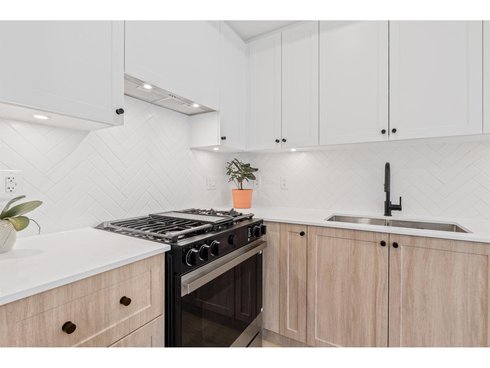 415 19979 76 Avenue Property Photo 11