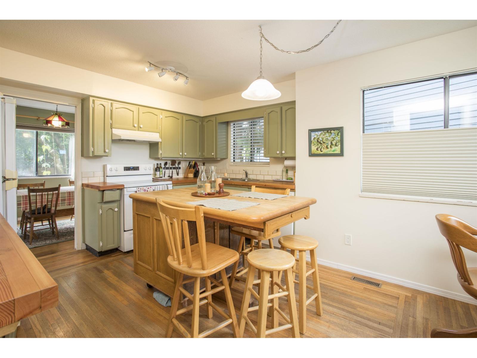 8108 118a Street Property Photo 1