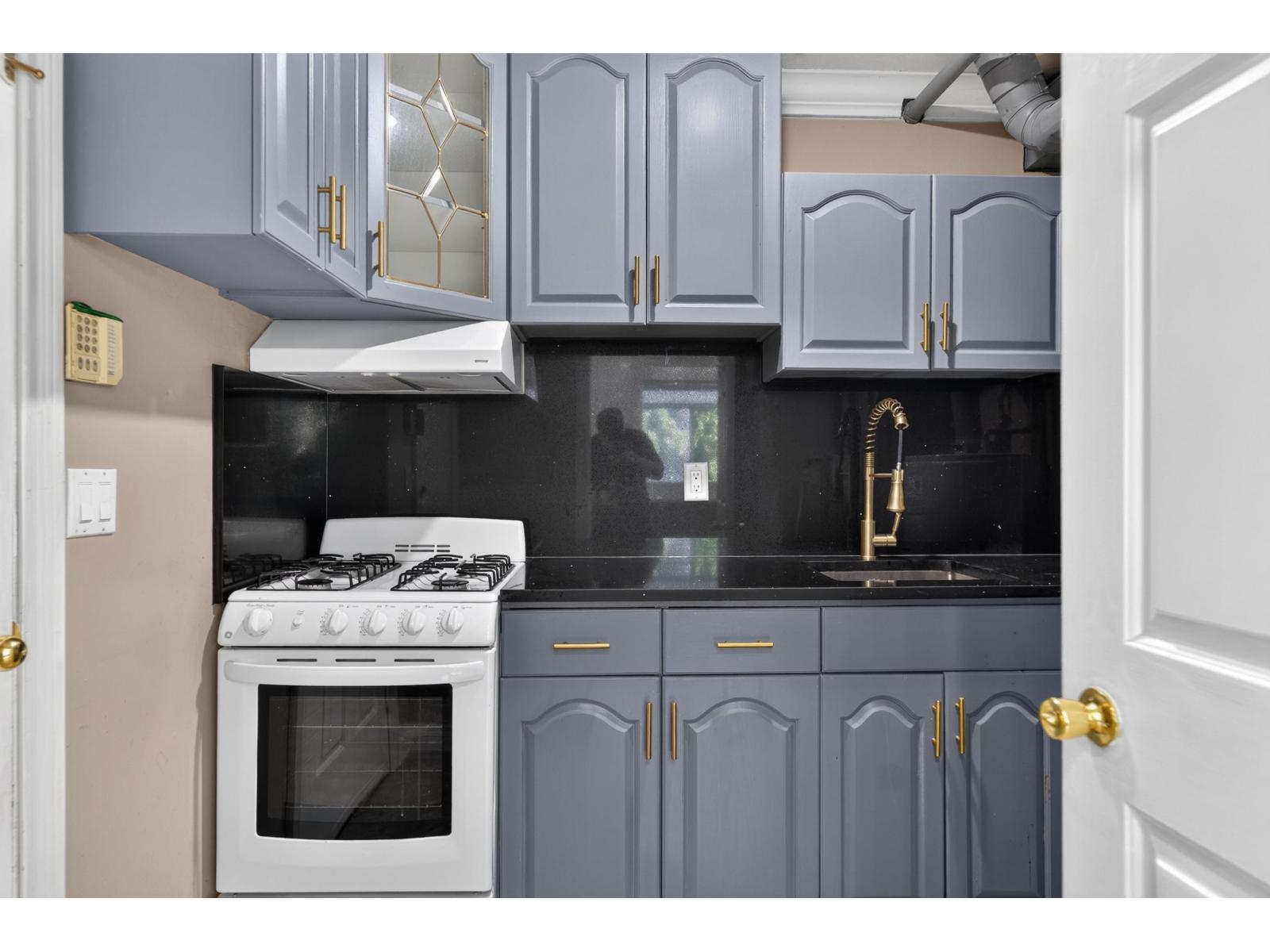 14168 85a Avenue Property Photo 18