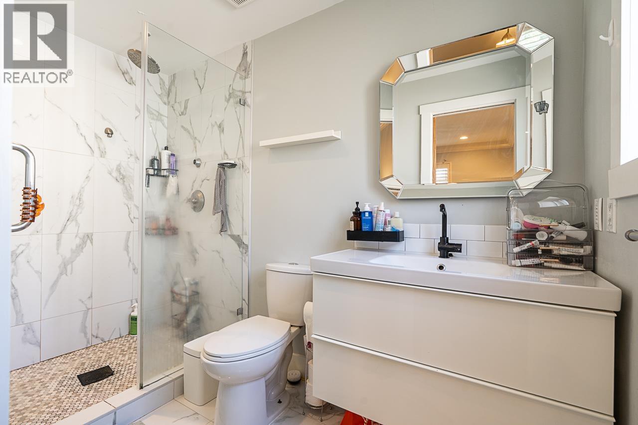 4875 Linden Drive Property Photo 8