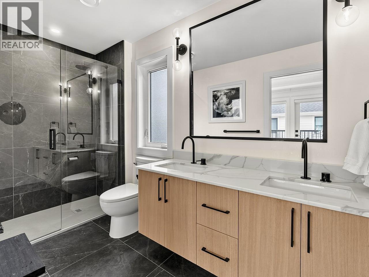 11486 Railway Avenue Property Photo 19