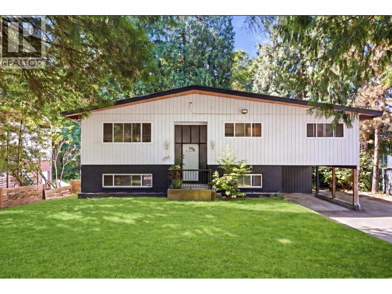 1707 Dempsey Road Property Photo 1