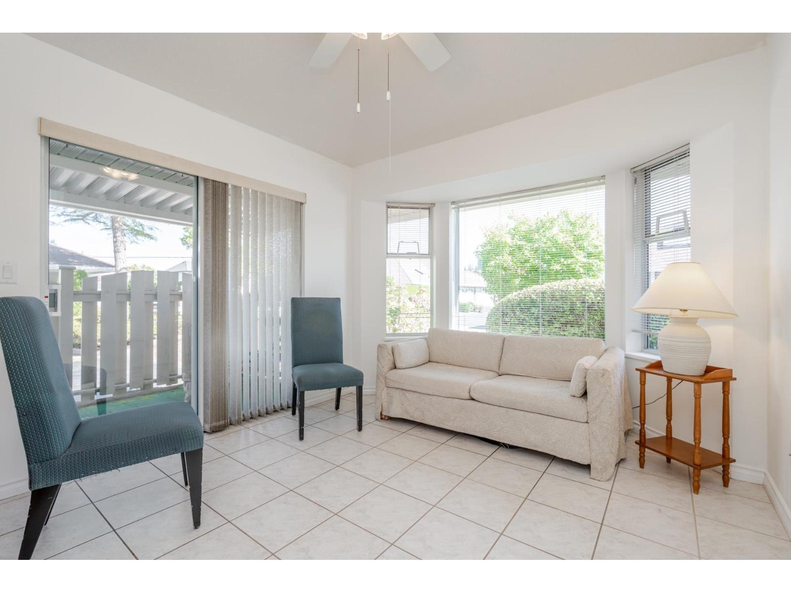 49 21746 52 Avenue Property Photo 6