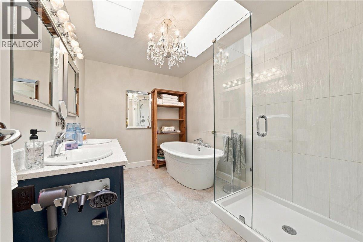 12461 Meadow Brook Place Property Photo 17