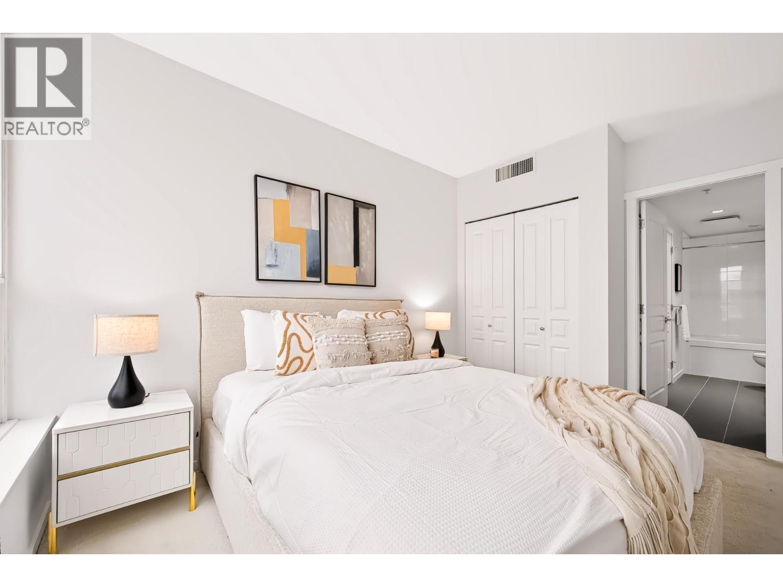 1702 5883 Barker Avenue Property Photo 8