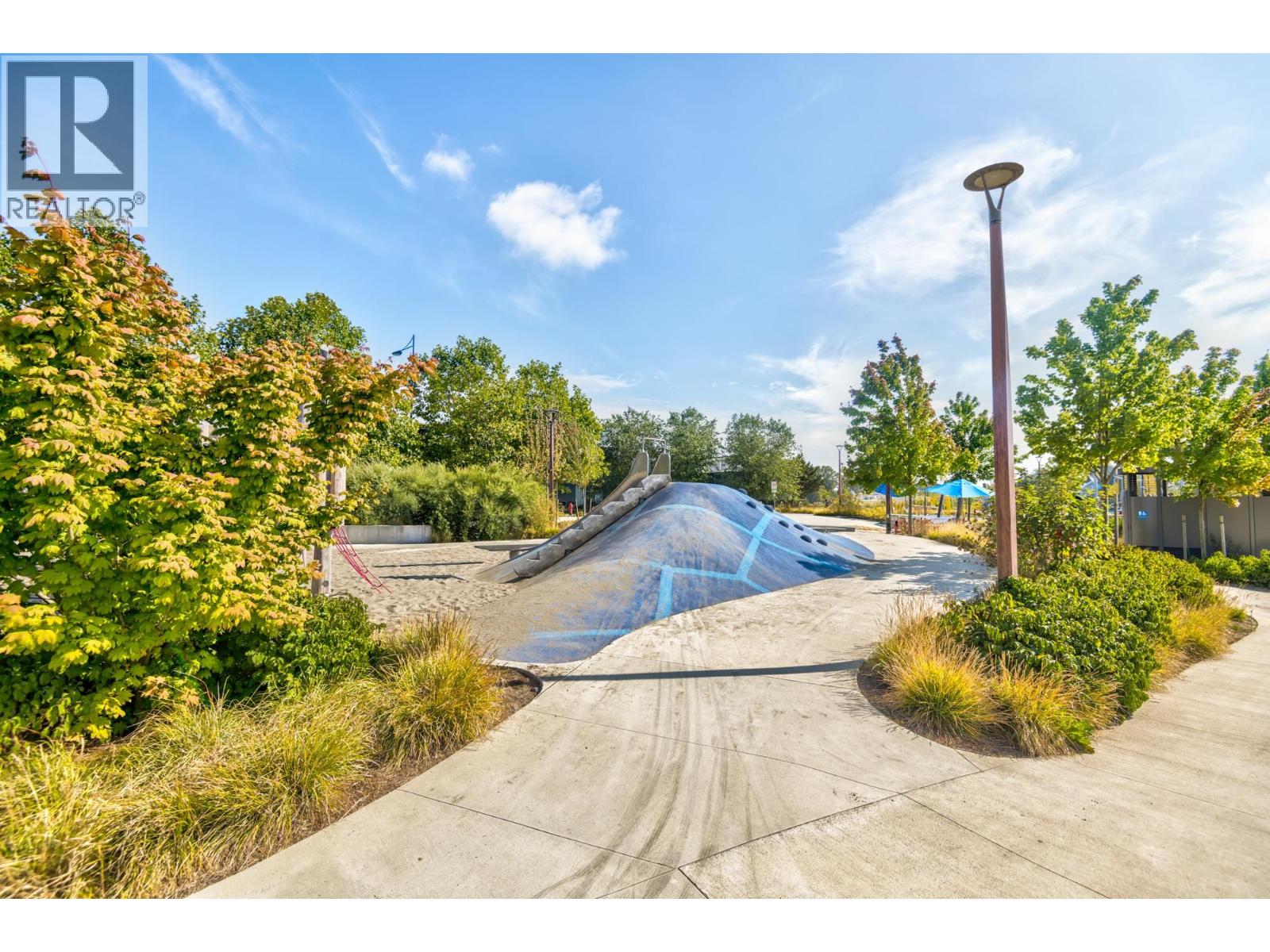 409 3188 Riverwalk Avenue Property Photo 23