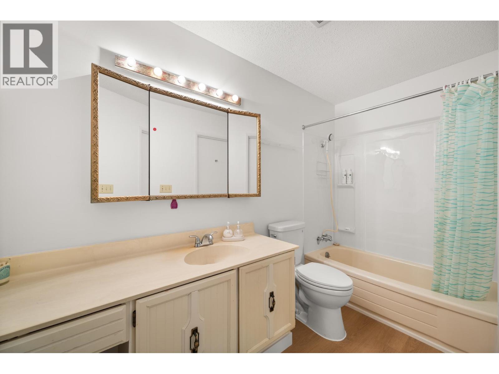 253 5421 10th Avenue Property Photo 21