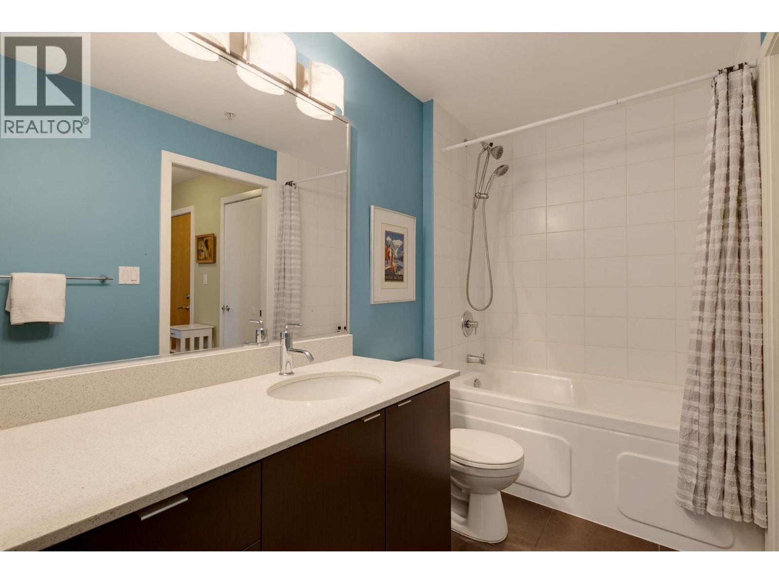 510 298 E 11th Avenue Property Photo 20