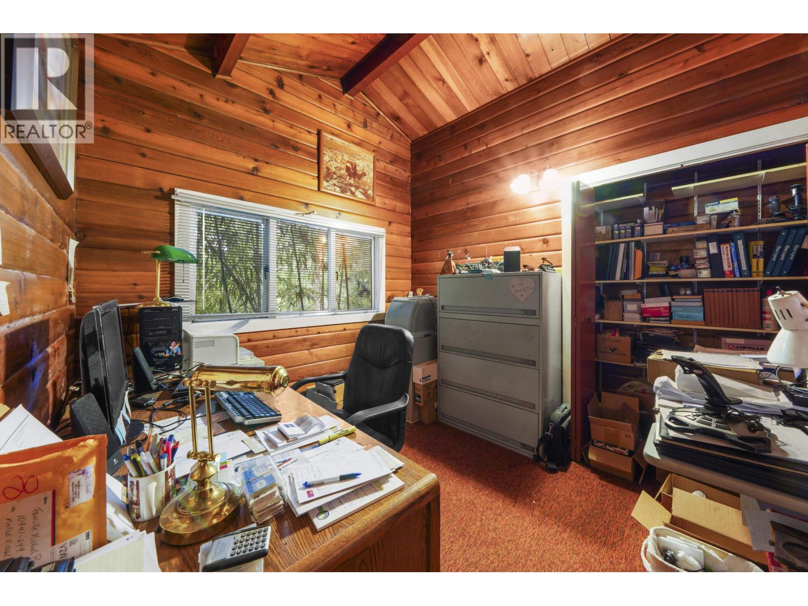 10941 249 Street Property Photo 10