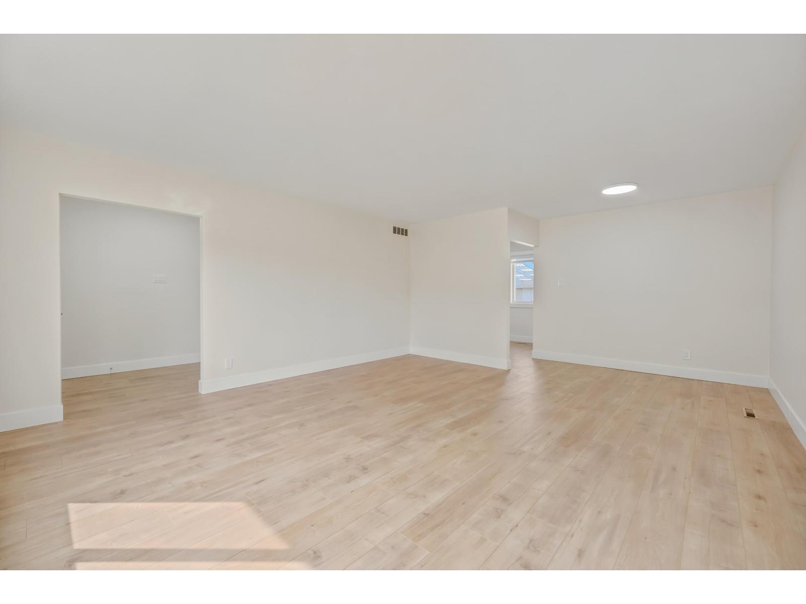11055 Oriole Drive Property Photo 9