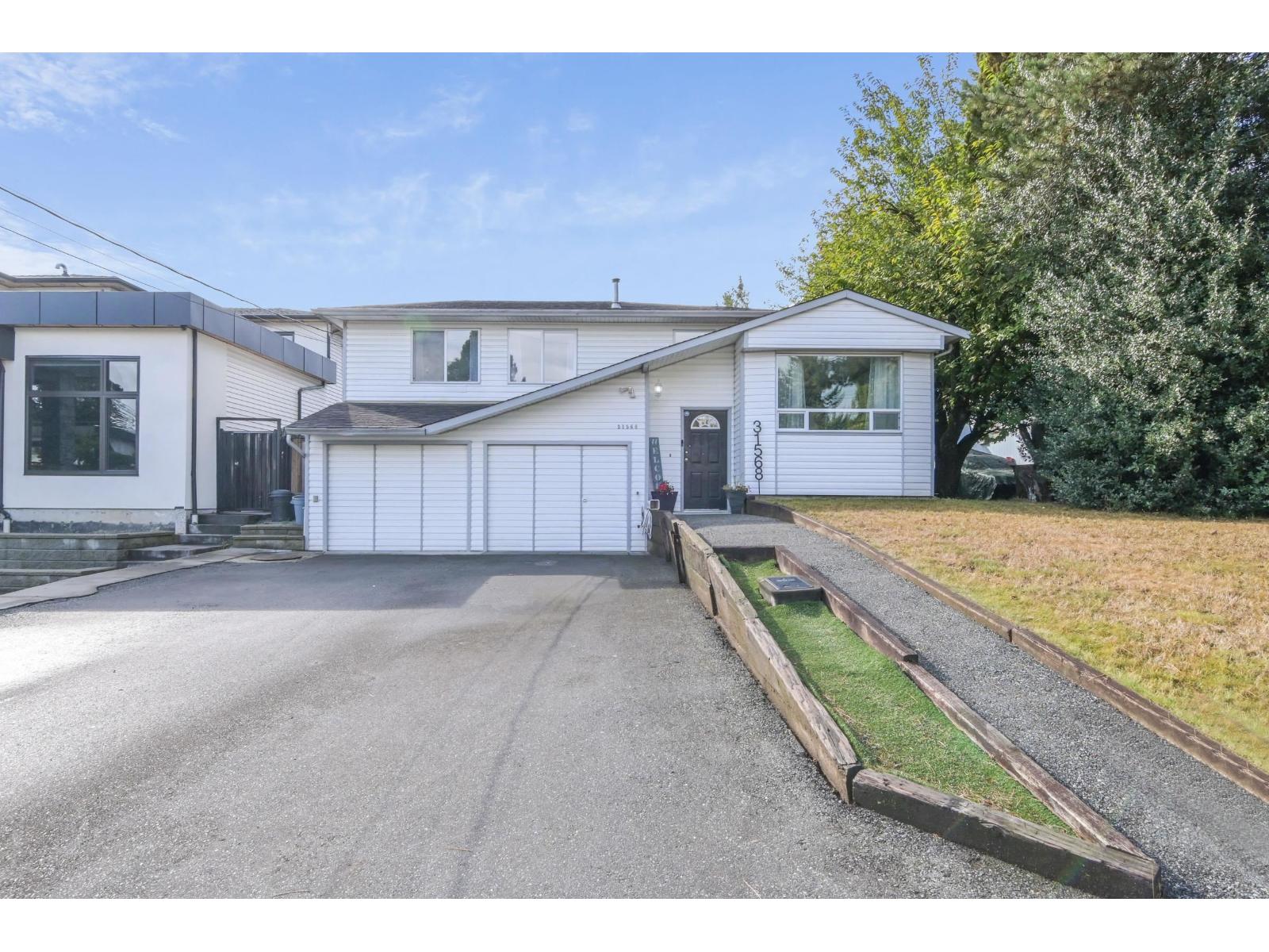 31568 OAKRIDGE CRESCENT