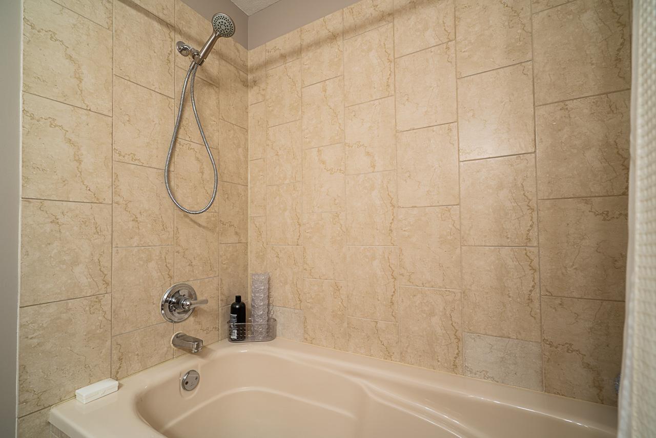 8640 148a Street Property Photo 24