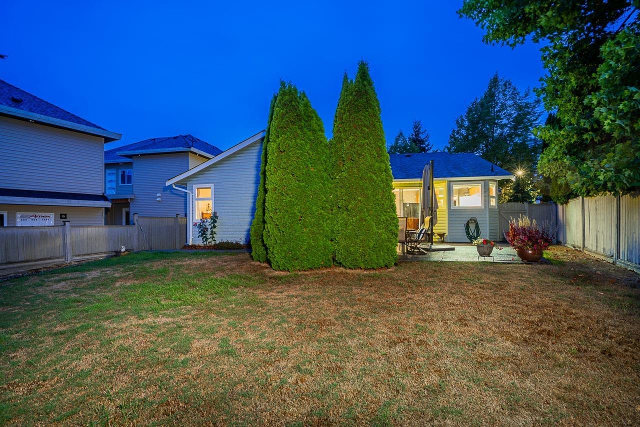 8640 148a Street Property Photo 28