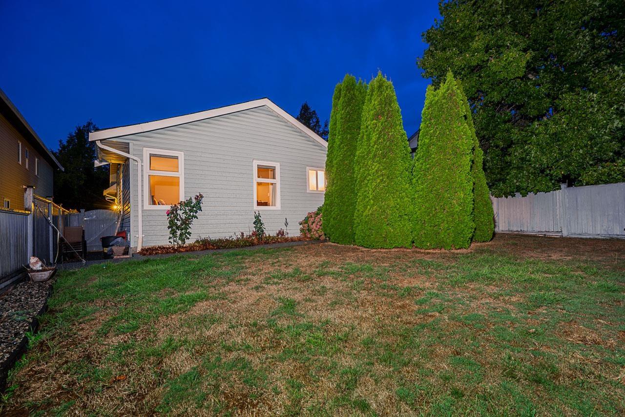8640 148a Street Property Photo 29