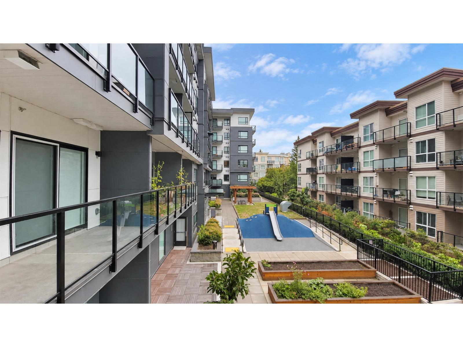217 10777 138 Street Property Photo 9