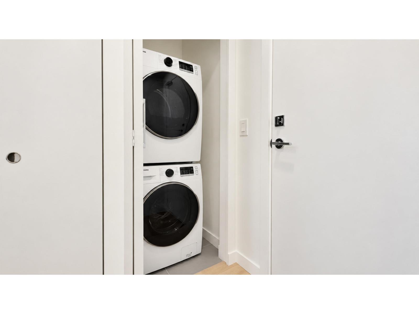217 10777 138 Street Property Photo 13