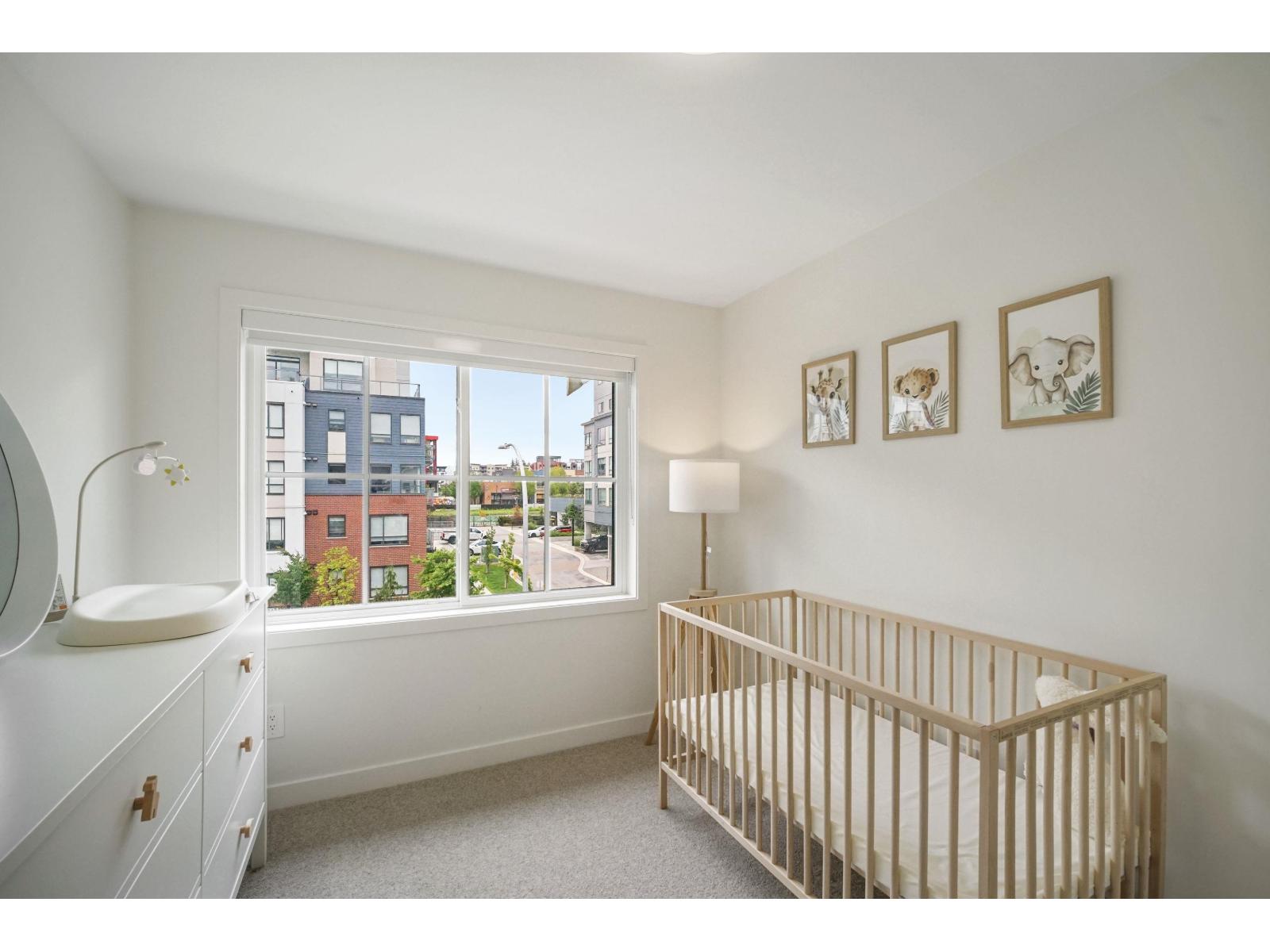 39 7937 206 Street Property Photo 17