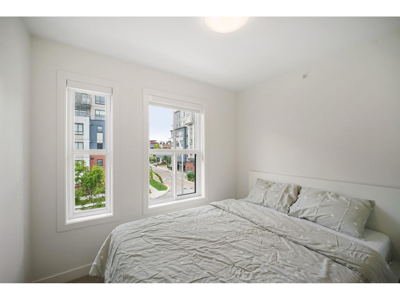 39 7937 206 Street Property Photo 19
