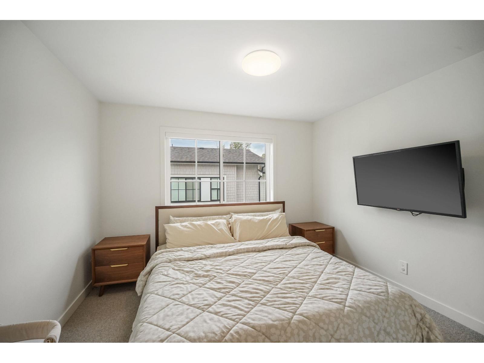 39 7937 206 Street Property Photo 23