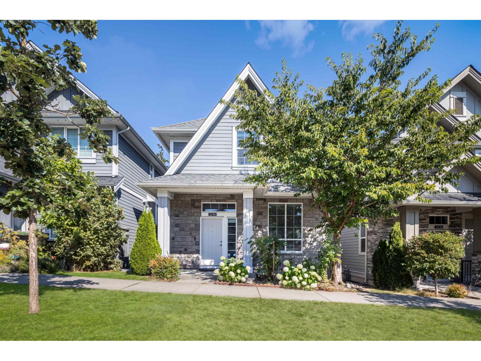 2136 165b Street Property Photo 1