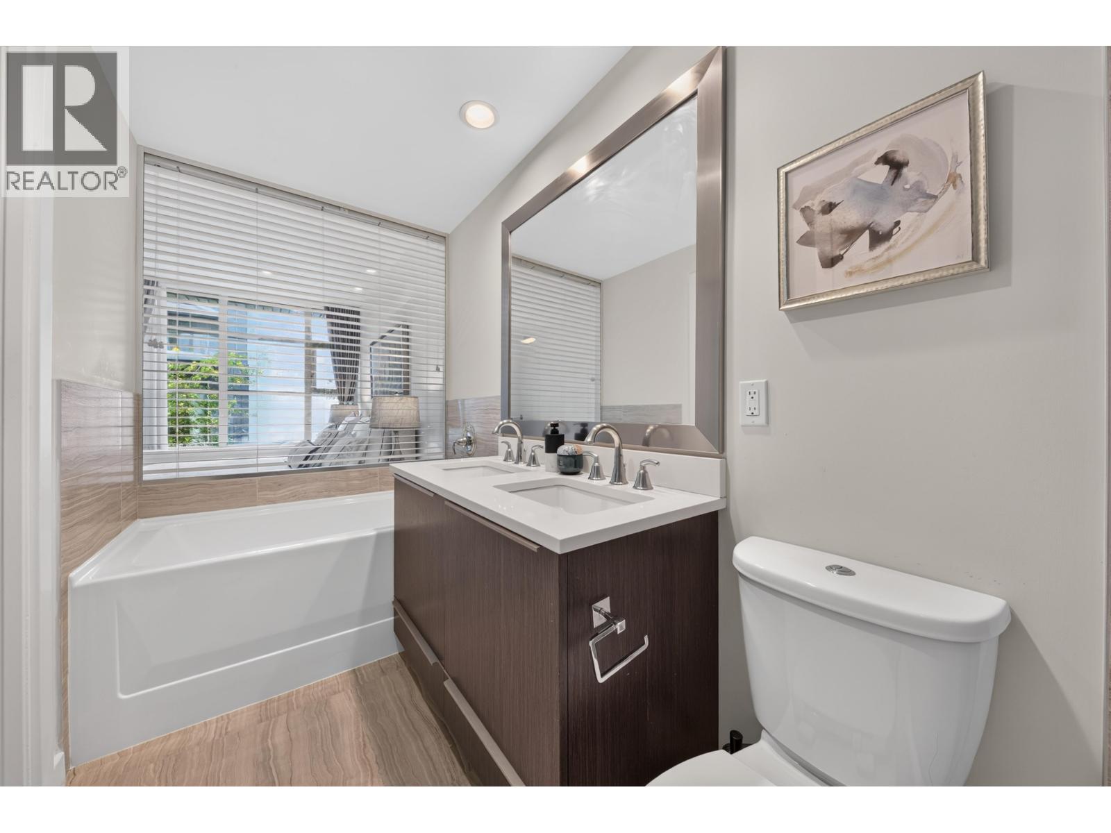 3 8633 Capstan Way Property Photo 13