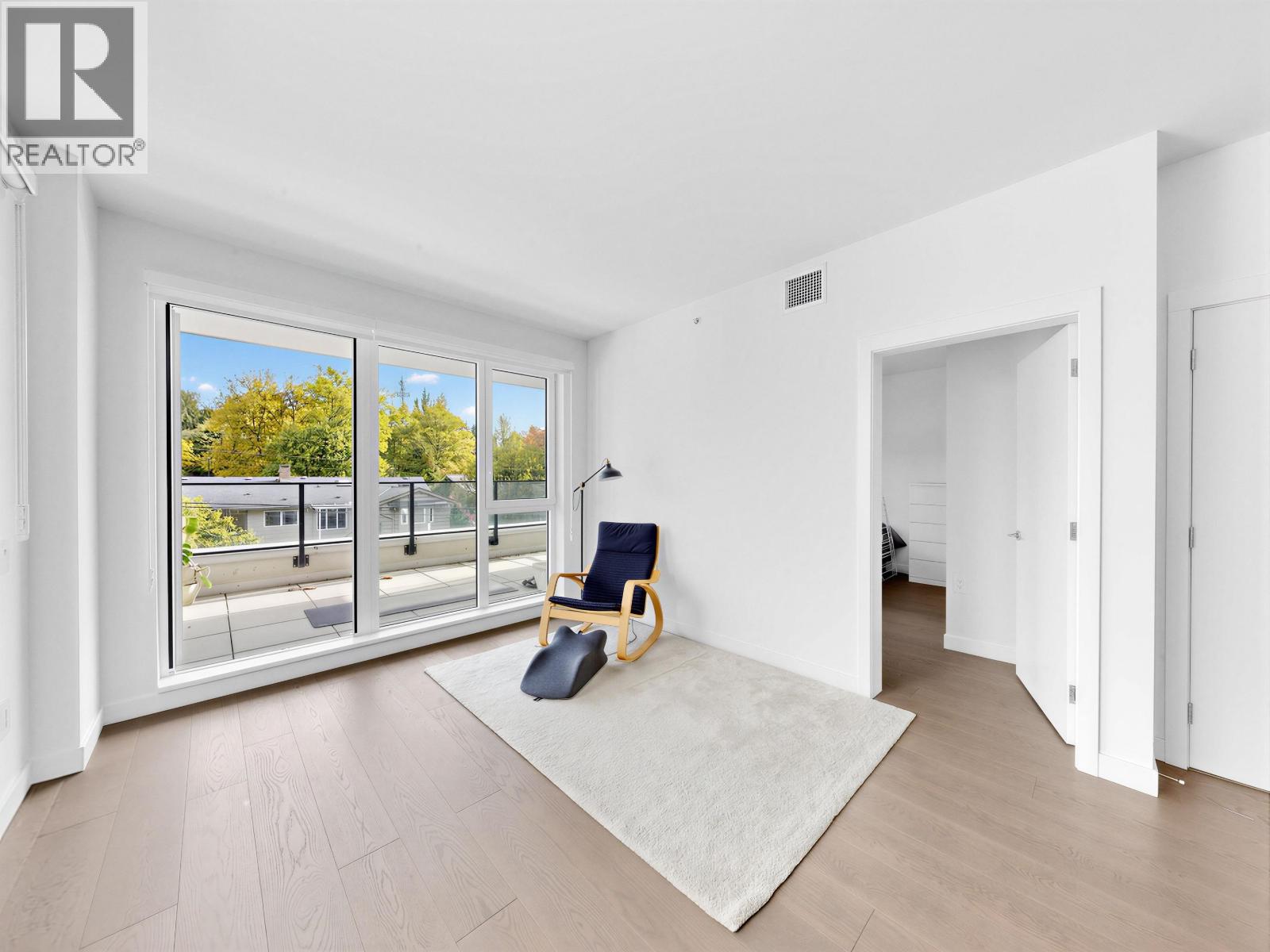 314 5168 Cambie Street Property Photo 4