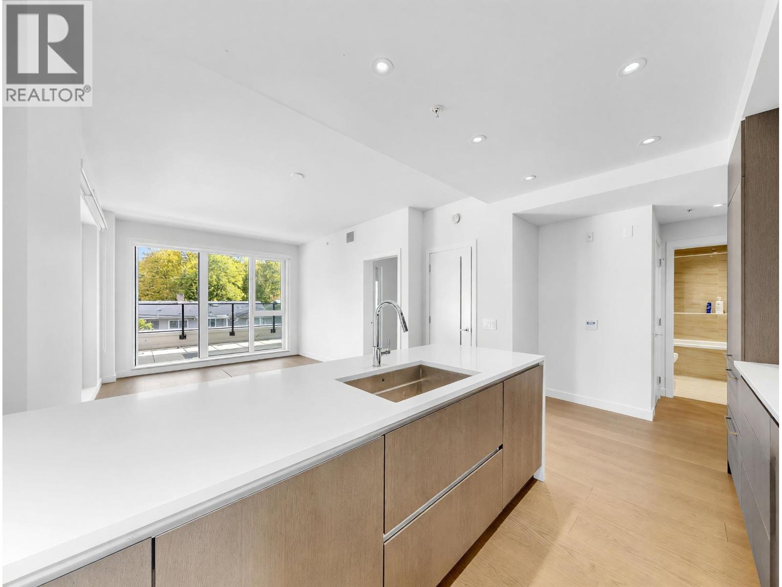 314 5168 Cambie Street Property Photo 10