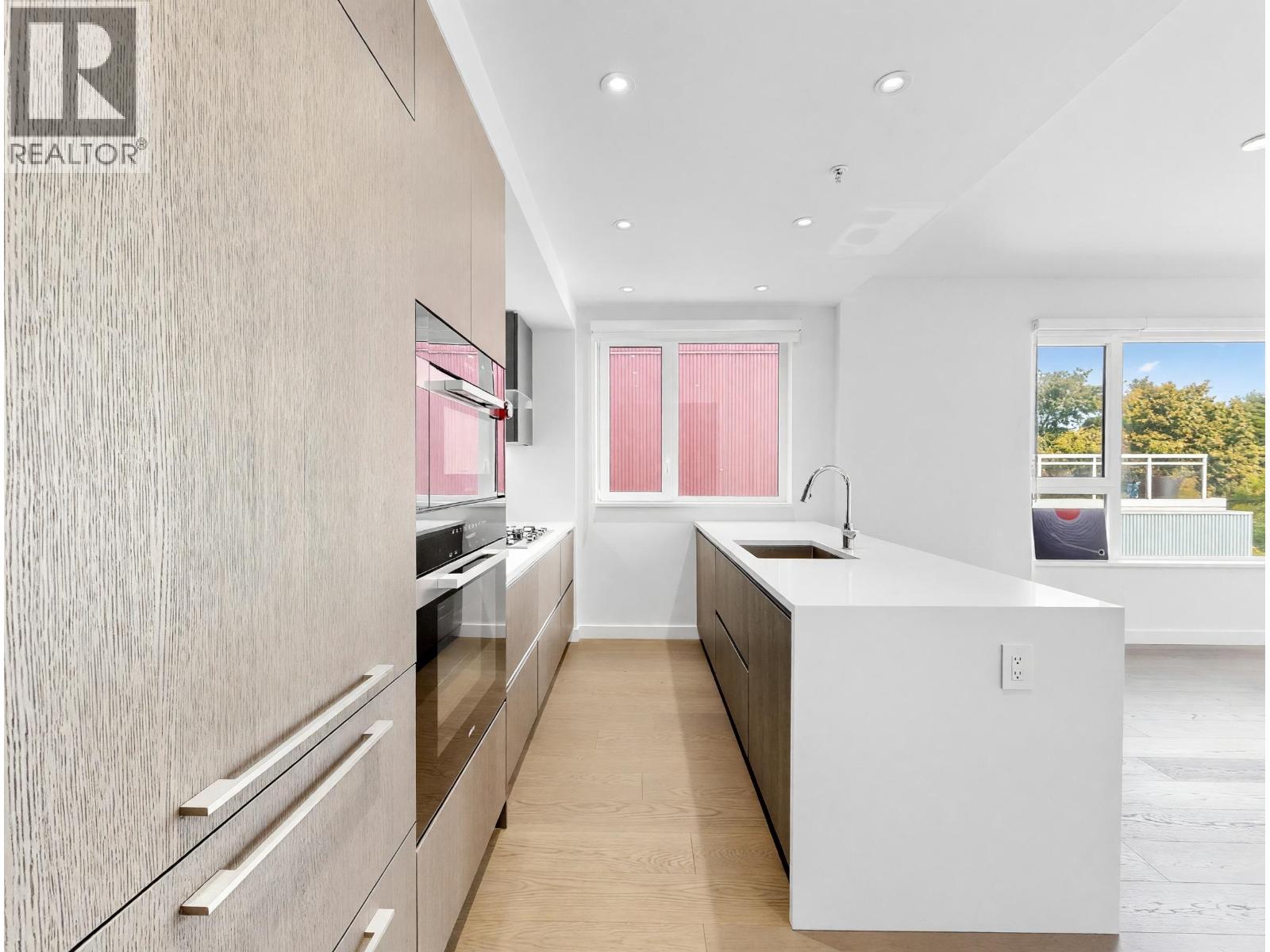 314 5168 Cambie Street Property Photo 12