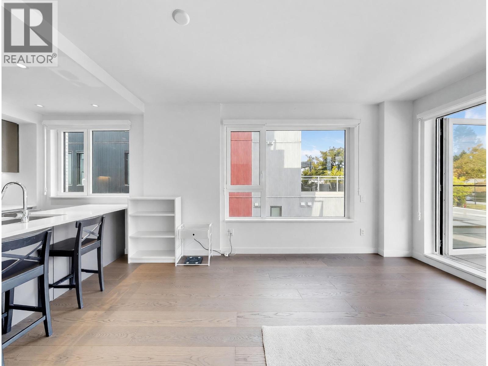 314 5168 Cambie Street Property Photo 16